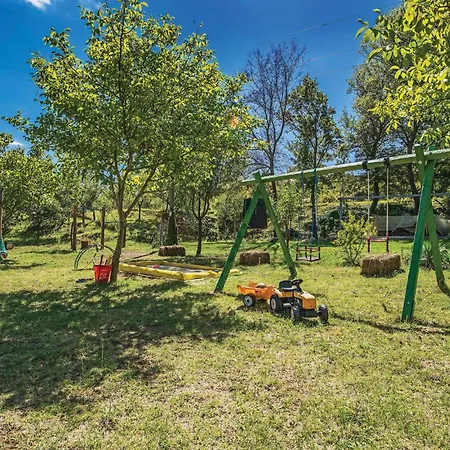 Holiday home Stunning In Ruzic